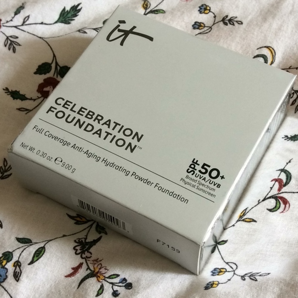 IT Cosmetics Celebration Foundation NIB